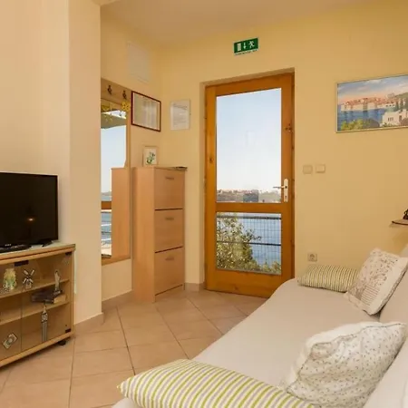 Appartement Lovro - One Bedroom With Terrace And Sea View Dubrovnik